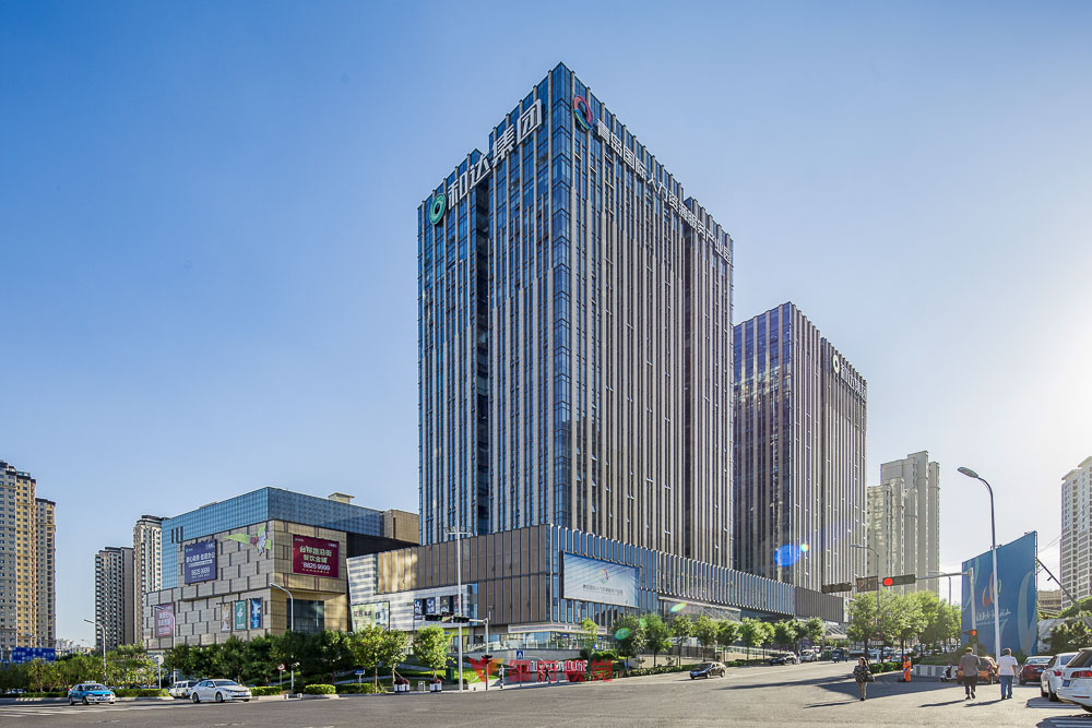 青岛和达中心城商业广告